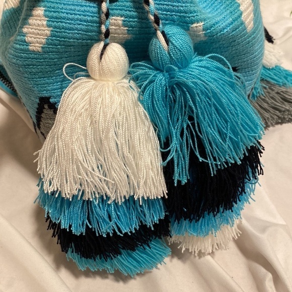 Blue & Grey Tribal Pattern Deluxe Wayuu Double Drawstring Crossbody Mochila Bag - Picture 9 of 11